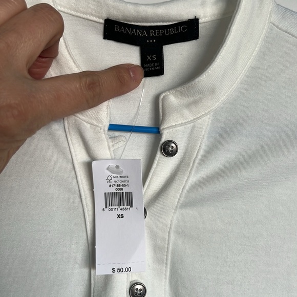 NWT! Banana Republic Soft Knit Top - Picture 3 of 5